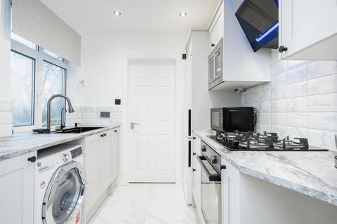 undefined, Preston Gardens, Luton