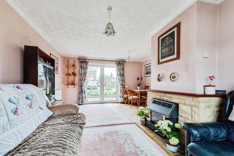 3 bedroom end of terrace house for sale, Gresham Close, Swindon, Wiltshire, SN3