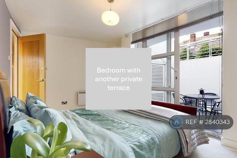 2 bedroom flat to rent, Manchester Road, London, E14