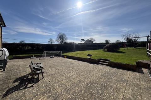 undefined, Ffosyffin, Aberaeron, SA46