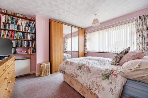3 bedroom semi-detached house for sale, Bourton Avenue, Stratton St Margaret, Swindon, SN3