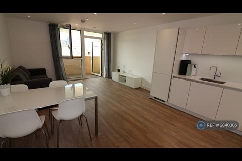 2 bedroom flat to rent, Fiador Apartments, London, SE10
