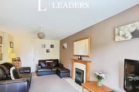 3 bedroom terraced house to rent, Opal Close, Rainworth, NG21