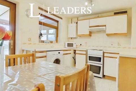 3 bedroom terraced house to rent, Opal Close, Rainworth, NG21
