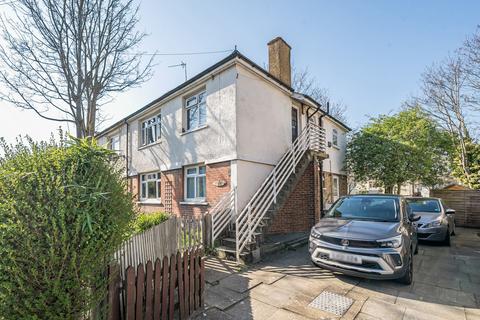2 bedroom apartment for sale, Ash Grove, Ealing, London