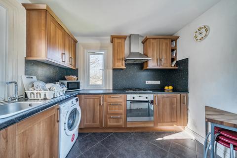 2 bedroom apartment for sale, Ash Grove, Ealing, London