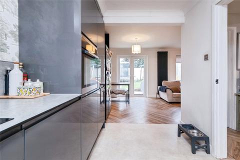 3 bedroom semi-detached house for sale, Wensum Crescent, Bicester, OX26