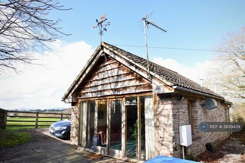 undefined, Dingestow, Dingestow, Raglan, NP25