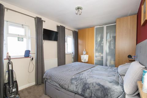 2 bedroom semi-detached house for sale, Swanstree Avenue, Sittingbourne, ME10