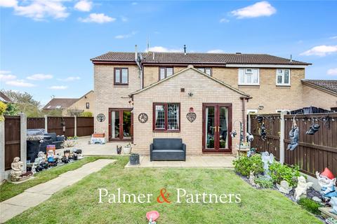 4 bedroom semi-detached house for sale, Bouchers Mead, Essex CM1