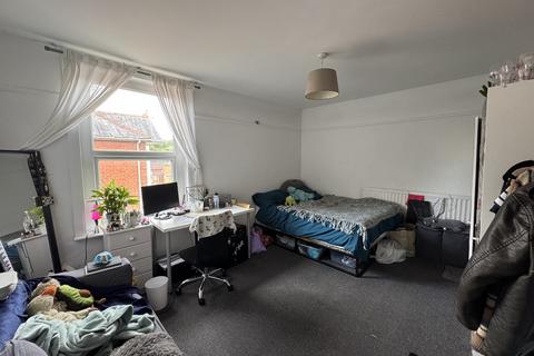 undefined, Newcombe Road, Southampton, SO15