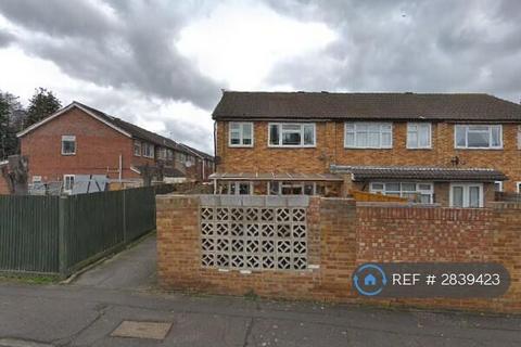 3 bedroom end of terrace house to rent, Cotmans Close, Hayes, Middlesex, UB3