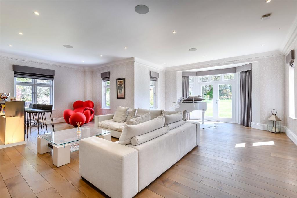 Front Sitting Room
