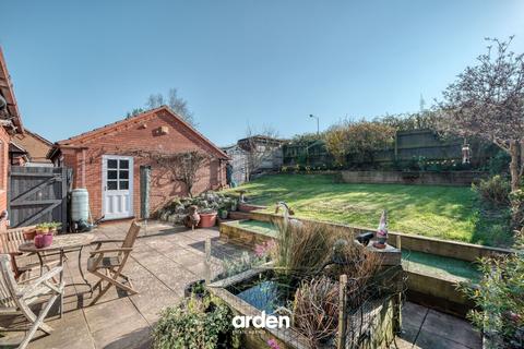3 bedroom bungalow for sale, Hingley Avenue, Worcester, WR4