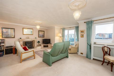 3 bedroom duplex for sale, Pocketts Wharf, Maritime Quarter, Swansea