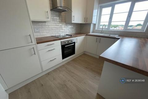 2 bedroom flat to rent, Talbot Court, Bournemouth, BH9