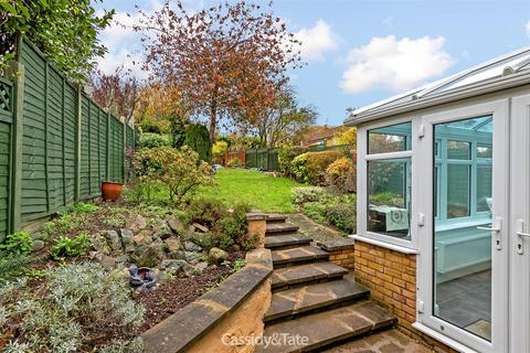 3 bedroom end of terrace house for sale, Cedar Road, Hatfield