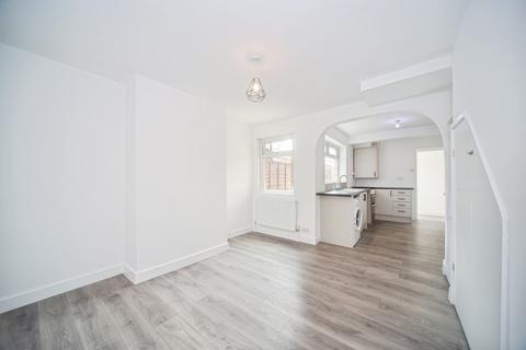 3 bedroom terraced house for sale, Wordsworth Road, Southampton, Hampshire, SO15