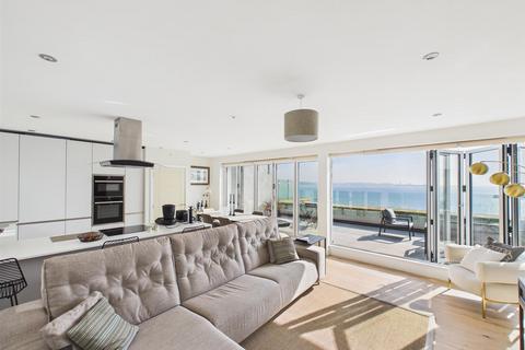 3 bedroom house for sale, St Aubin Penthouse With Panoramic Sea Views