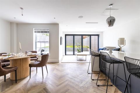 4 bedroom house for sale, Monterey Place, Oakshade Road, Oxshott