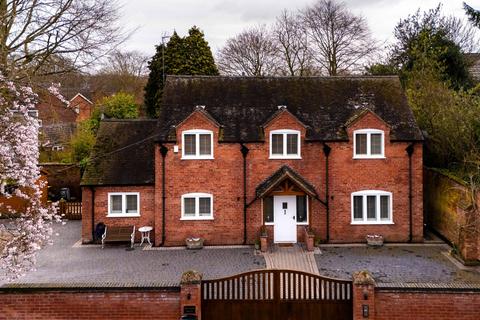 4 bedroom detached house for sale, Doctors Lane, Lichfield WS14