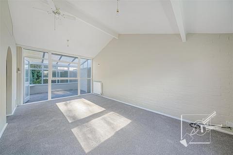 undefined, Knights Croft, New Ash Green, Longfield