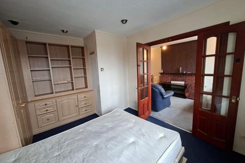 2 bedroom apartment to rent, Northumberland Park, London, N17