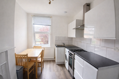 1 bedroom apartment to rent, Waltheof Avenue, London, N17