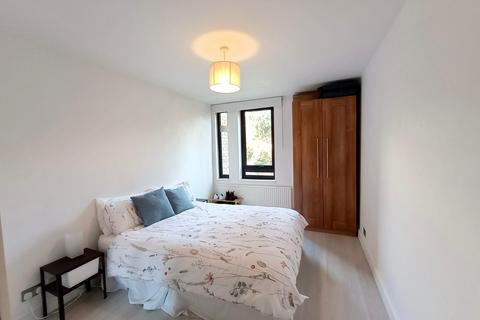 1 bedroom apartment to rent, Belsize Avenue, London, NW3