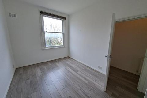 1 bedroom apartment to rent, Stroud Green Road, London, N4