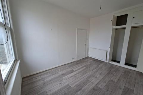 1 bedroom apartment to rent, Stroud Green Road, London, N4