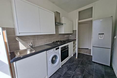 1 bedroom apartment to rent, Stroud Green Road, London, N4