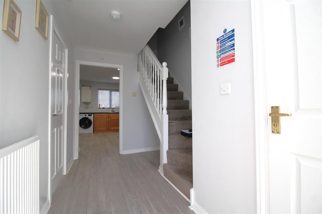 Hallway.JPG