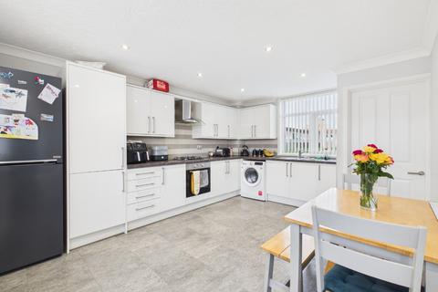 3 bedroom semi-detached house for sale, Gleneagles Park, Hull, HU8 9JR