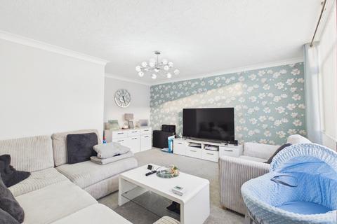 3 bedroom semi-detached house for sale, Gleneagles Park, Hull, HU8 9JR