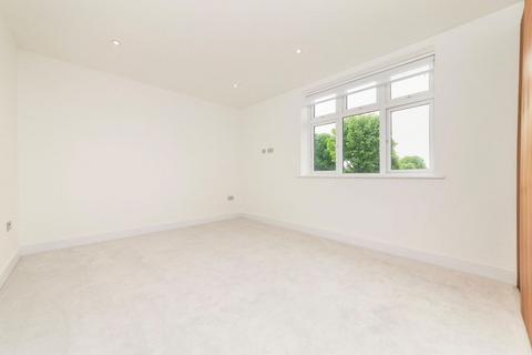 undefined, Waldeck Road, London W13