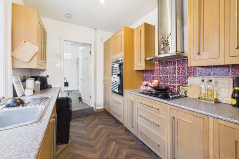 2 bedroom end of terrace house for sale, Pretoria Street, Hull, HU3 5PB
