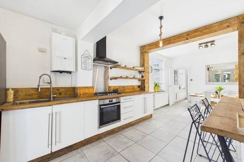 3 bedroom end of terrace house for sale, Albert Avenue, Anlaby Road, Hull,HU3 6QG