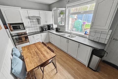 2 bedroom terraced house for sale, Lower Moss Lane, Whitefield, M45