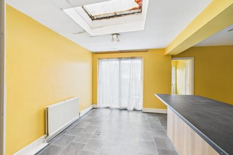 3 bedroom terraced house for sale, Hessle Road, Hessle, HU13 9NN