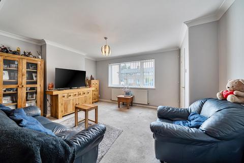 3 bedroom terraced house for sale, Acacia Avenue, Yiewsley, West Drayton