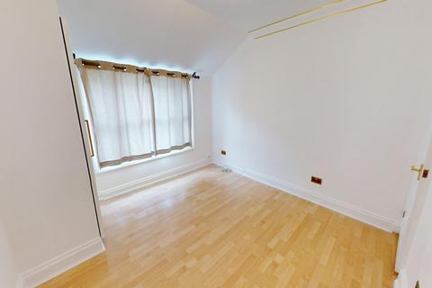 2 bedroom terraced house for sale, Regency Square, Brighton, BN1
