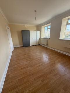 undefined, Great West Road, Hounslow TW5