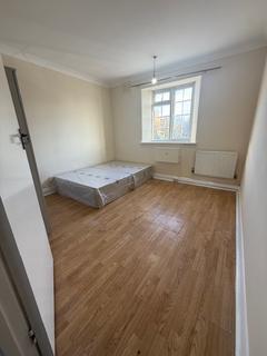 undefined, Great West Road, Hounslow TW5