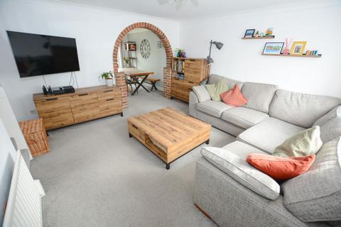 undefined, Littlehampton BN17
