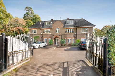 2 bedroom apartment to rent, St. Georges Lane, Ascot
