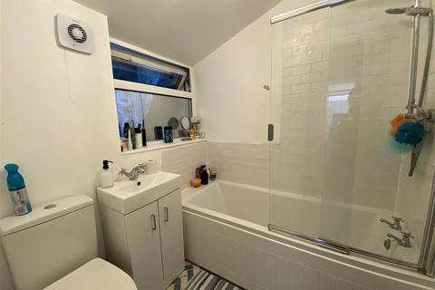 undefined, Wellington Terrace, Hastings