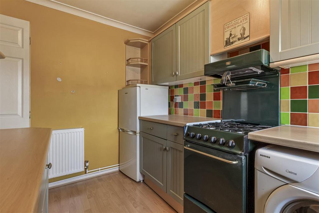 11 Heene Lodge-008.JPG