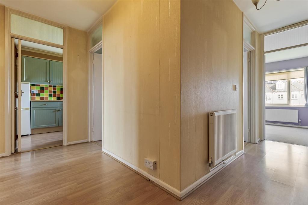 11 Heene Lodge-013.JPG