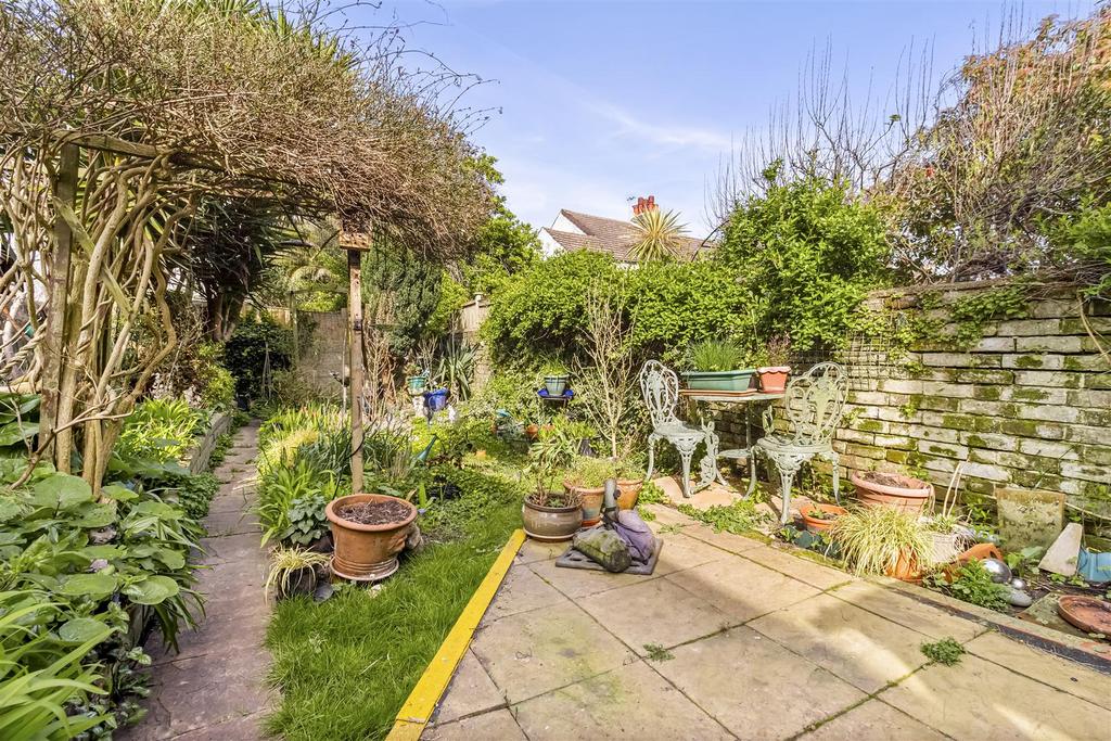26 St Matthews Road-009.JPG